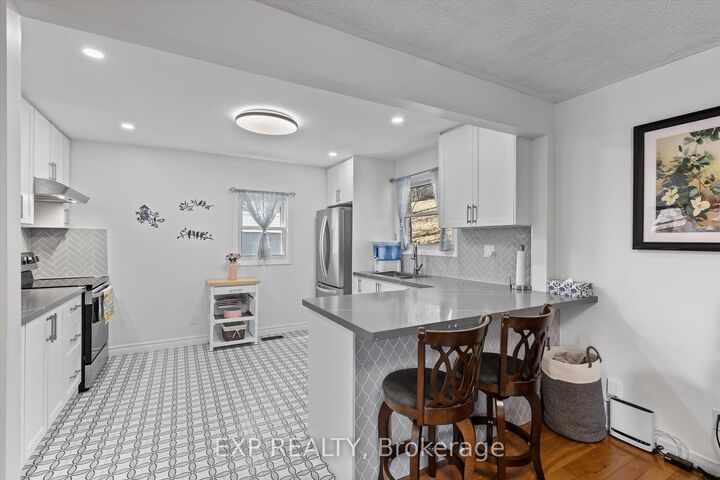 Property Photo:  34 Connor Drive  ON L4A 7X3 