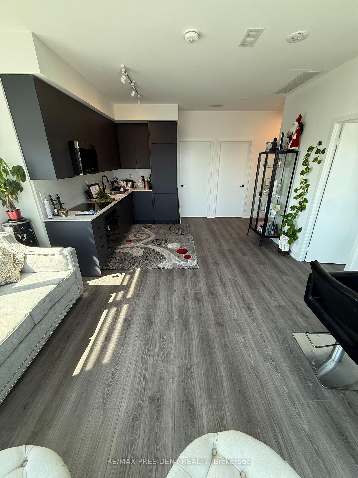 Property Photo: 225 Malta Avenue 2104 ON L6Y 6T6