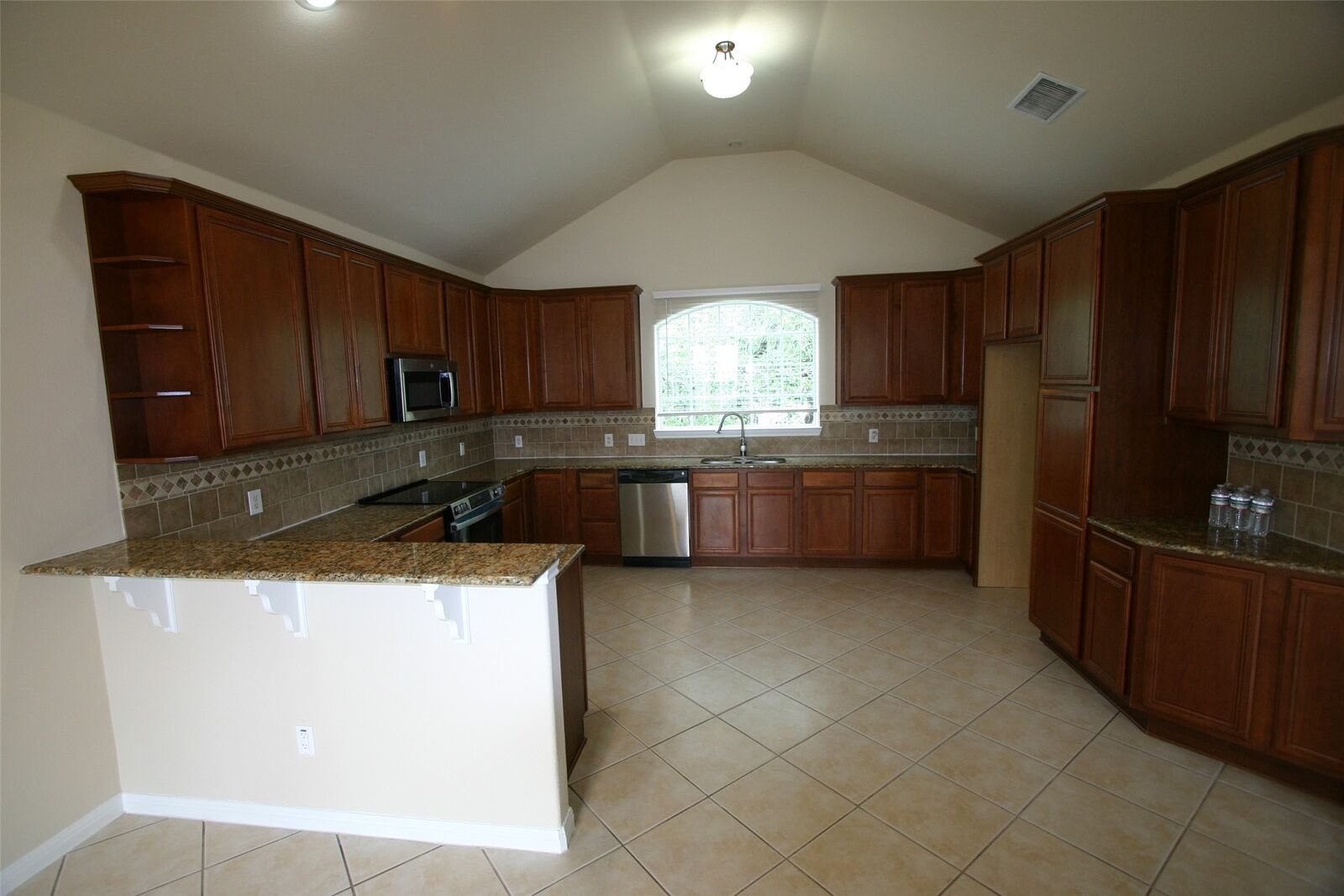 Property Photo:  332 Southwind Road  TX 78645 