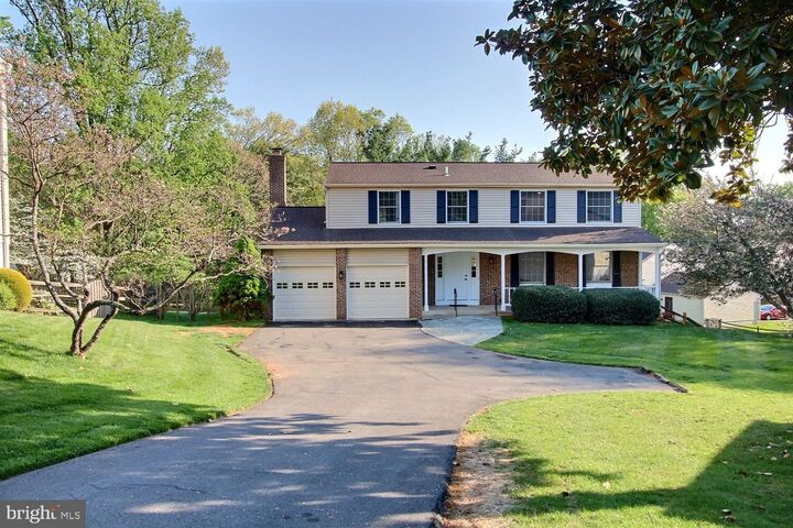 Property Photo:  11228 Green Watch Way  MD 20878 