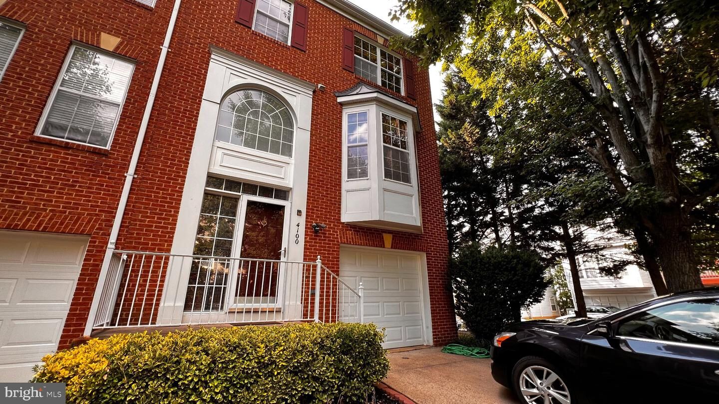 Property Photo:  4100 Flower Box Court  VA 22030 