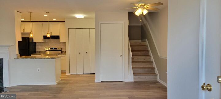 Property Photo: 12172 Springwoods Drive VA 22192