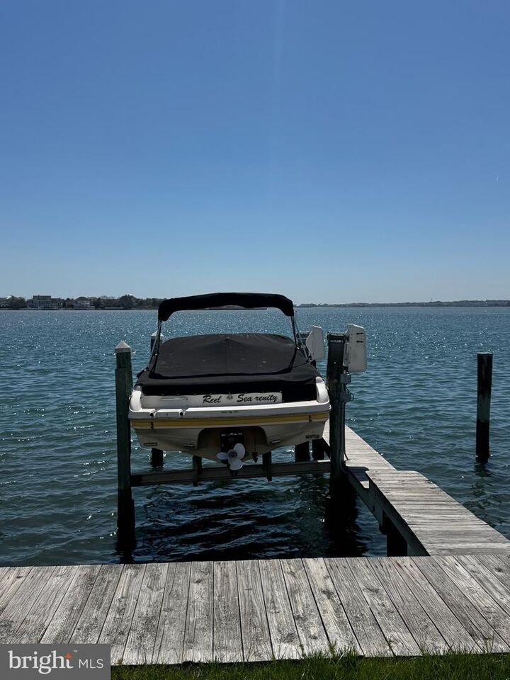 Property Photo: 421 Bayshore Drive 202 MD 21842