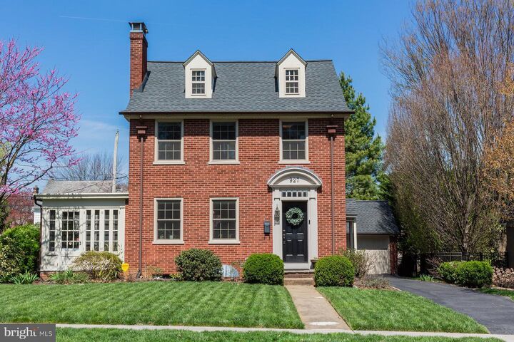 Property Photo:  927 Martha Avenue  PA 17601 