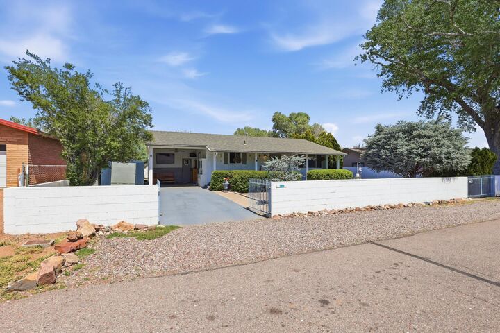 Property Photo:  70 E Springdale Drive  AZ 85541 
