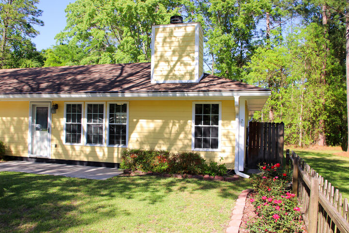 Property Photo:  104 Pine Court  SC 29486 