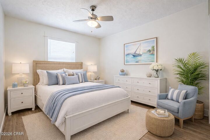 Property Photo:  7813 N Lagoon Drive 5B  FL 32408 