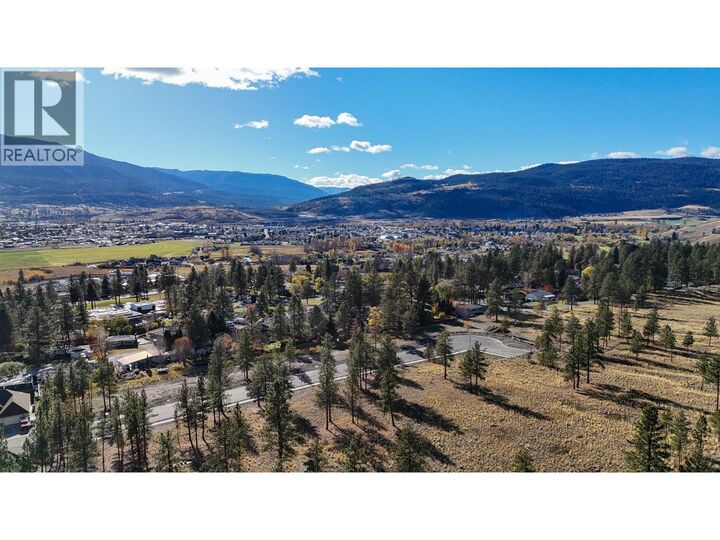 Property Photo:  2403 Nicholson Avenue  BC V1K 1L7 