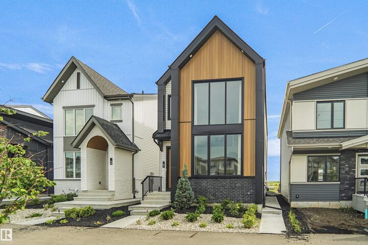 Property Photo: 67 Sienna Boulevard AB T8L 0W3