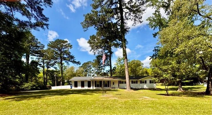 Property Photo: 1260 Louisiana Street LA 71342