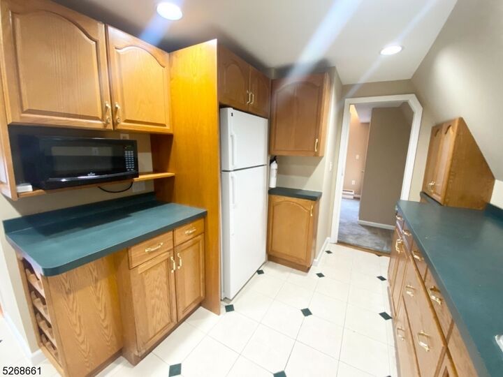 Property Photo: 21 Columbus St 2 NJ 07003