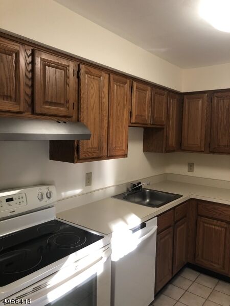 Property Photo: 217 Alexandria Way Ondo 217 NJ 07920