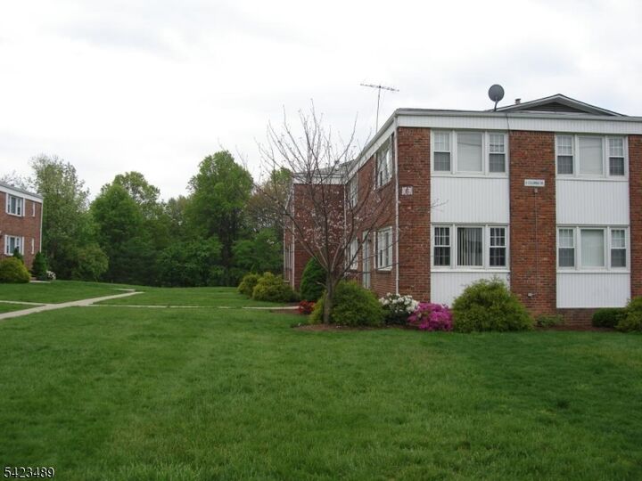 Property Photo:  6 Columbia Dr 1A  NJ 08807 