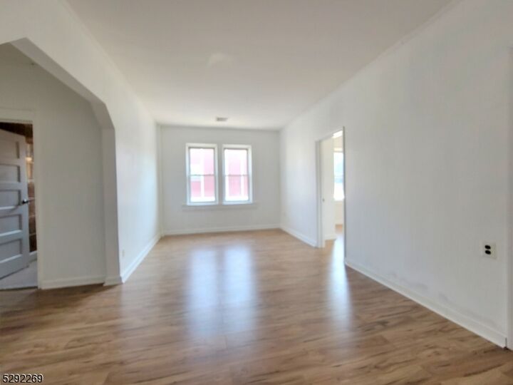 Property Photo:  551 Franklin Ave 2L  NJ 07110 
