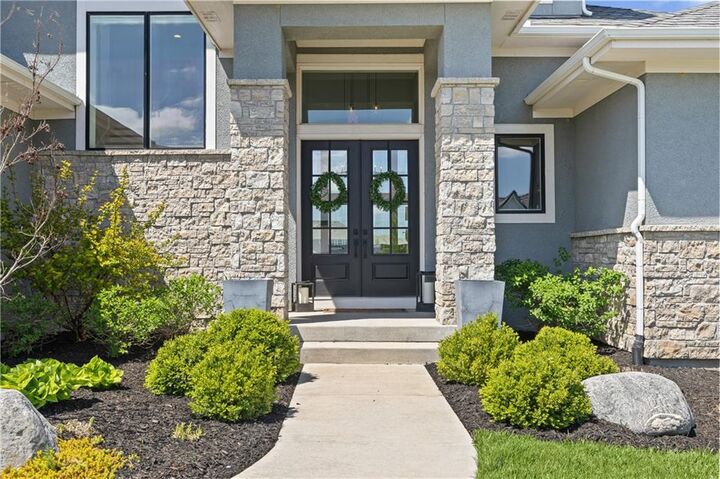 Property Photo:  10710 W 173rd Terrace  KS 66221 