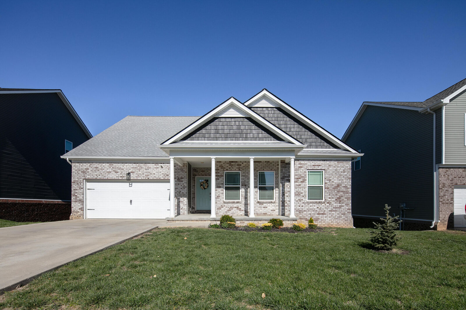 Property Photo: 681 Shaker Drive KY 40475
