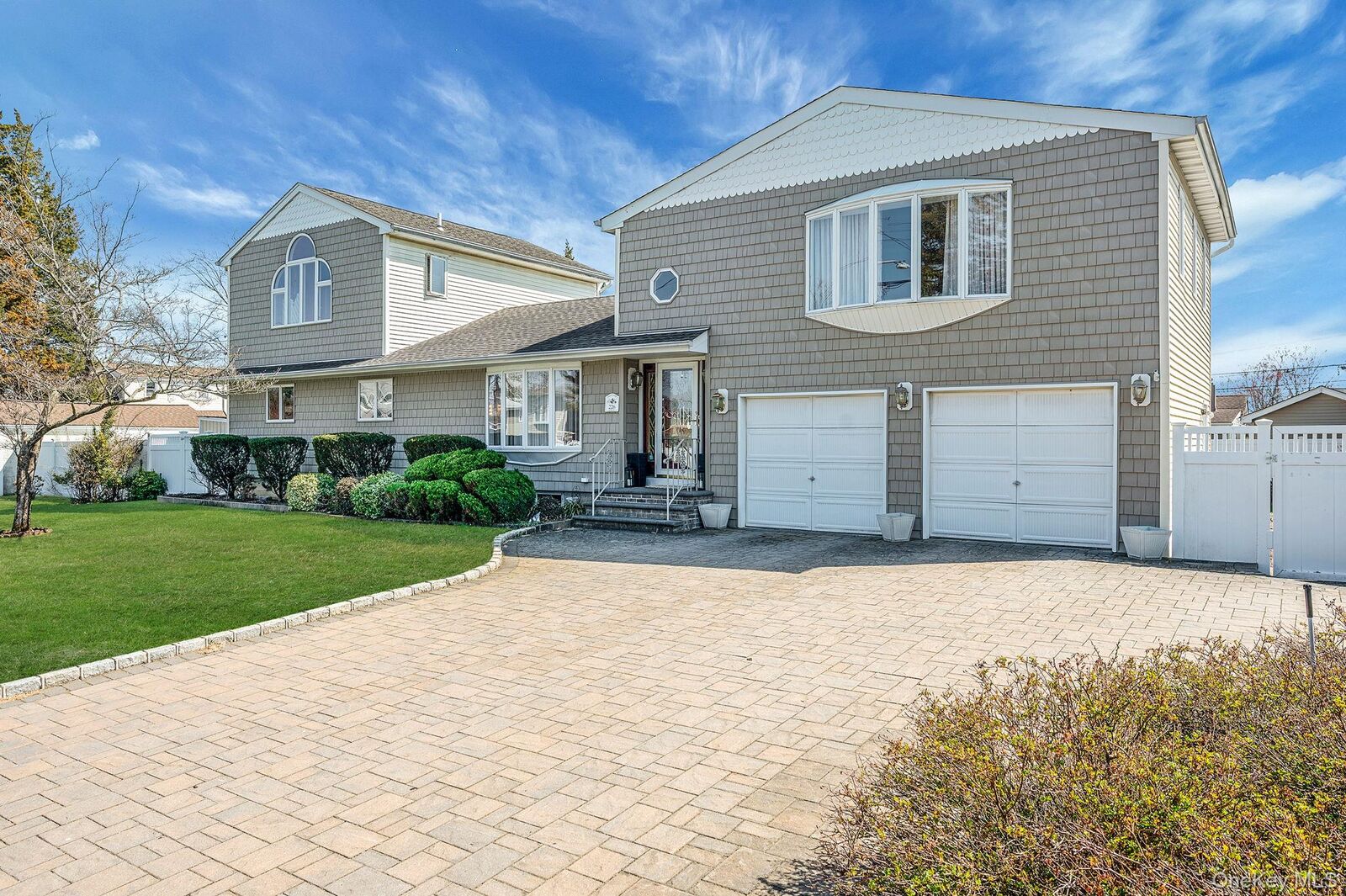 Property Photo:  226 Marcy Street  NY 11704 