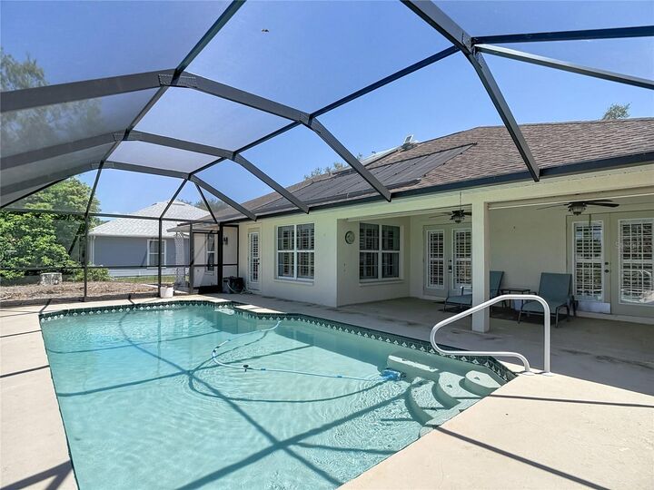 Property Photo: 6645 Northlake Drive FL 33542