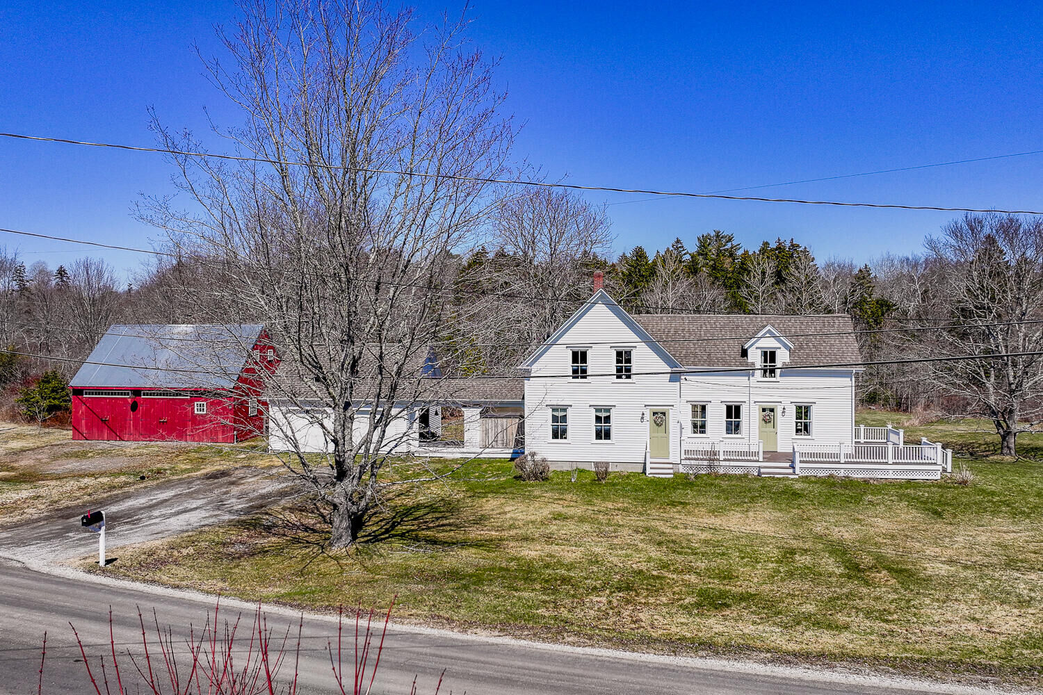 Property Photo:  36 Hathorne Point Road  ME 04563 