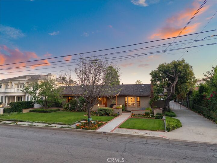 Property Photo:  444 W Naomi Avenue  CA 91007 