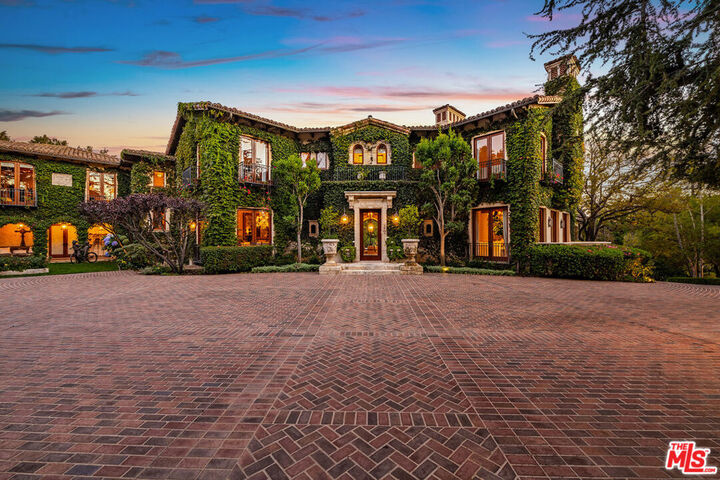 Property Photo:  1550 Amalfi Drive  CA 90272 