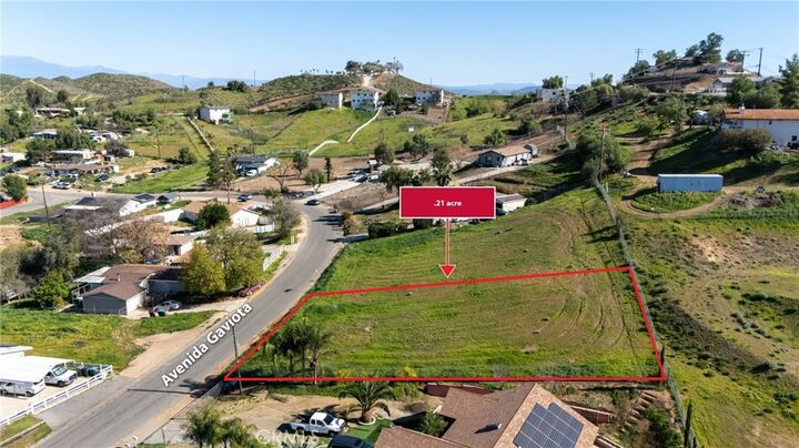 Property Photo:  1 Avenida Gaviota  CA 92587 