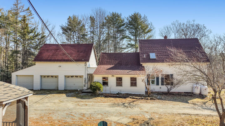 Property Photo:  81 Old Route One  ME 04640 