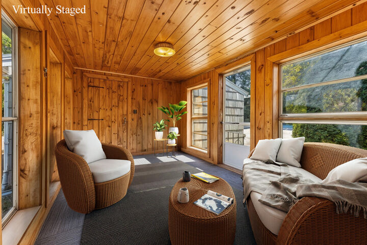 Property Photo:  15 Moore Avenue  ME 04210 