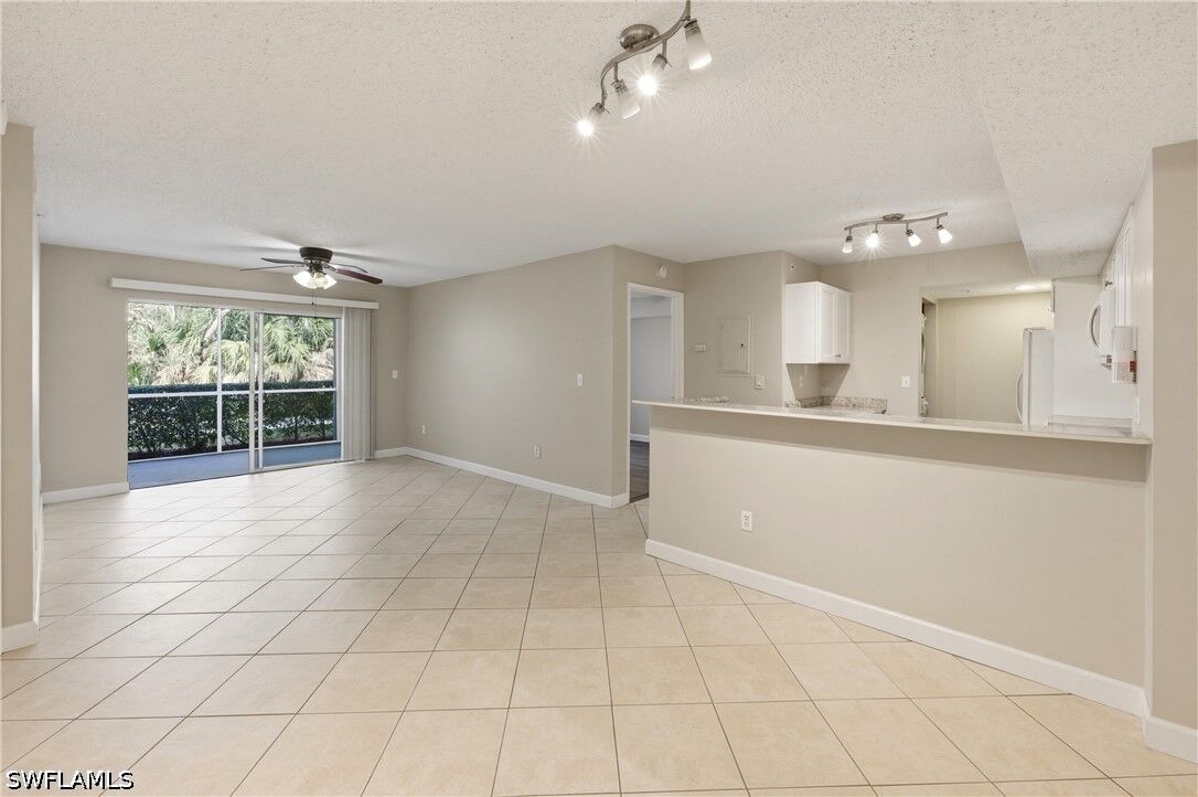 Property Photo:  1865 Florida Club Drive 6110  FL 34112 