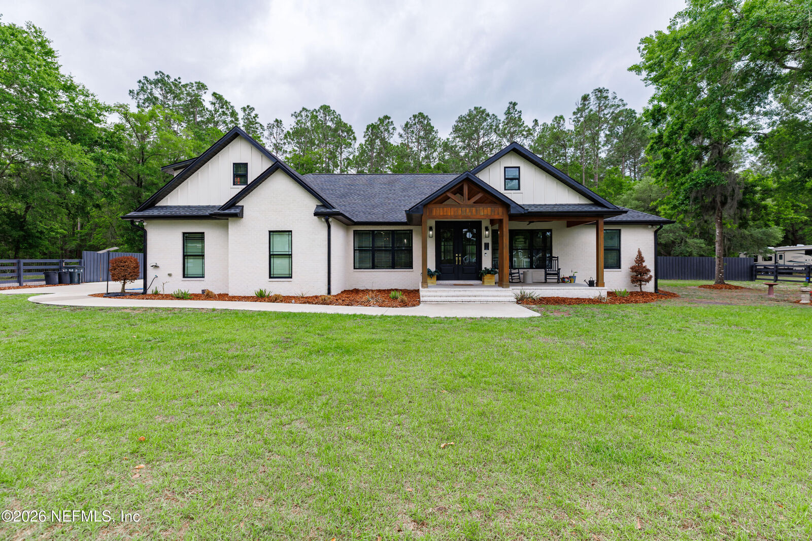 Property Photo: 6226 SW 150th Street FL 32091