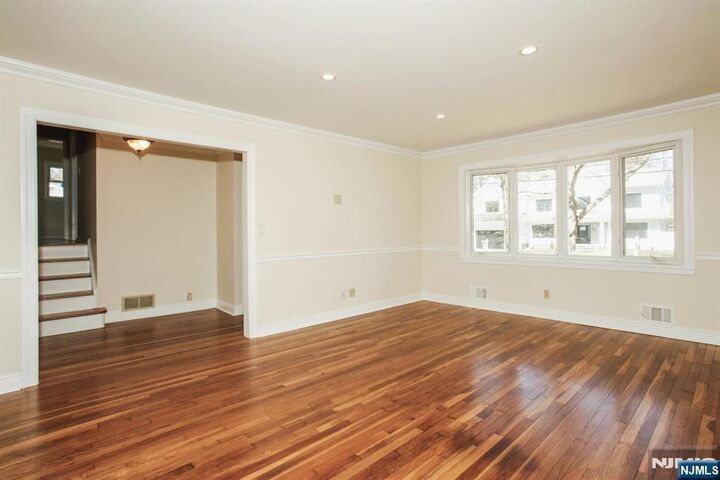 Property Photo:  126 Morningside Road  NJ 07652 