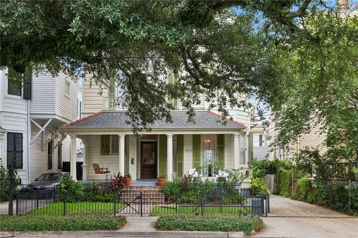 Property Photo:  5111 Prytania Street  LA 70115 