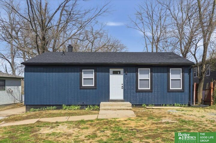 Property Photo: 7407 N 34 Street NE 68112