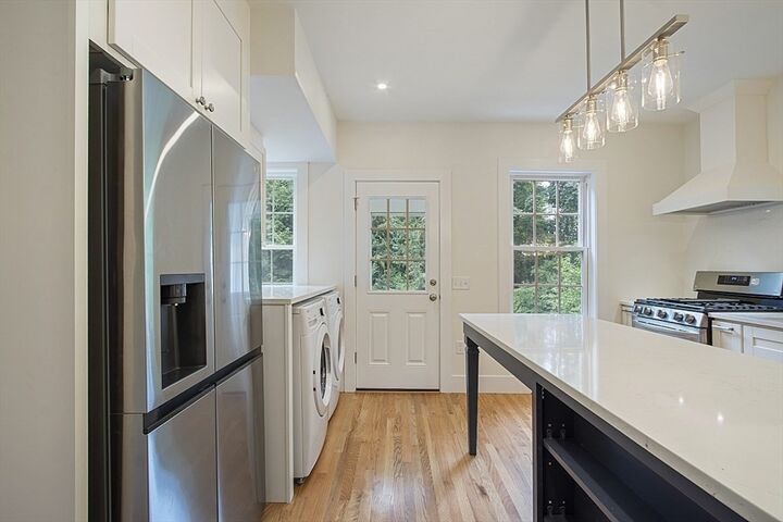 Property Photo: 21 Bedford Ct 21 MA 01742