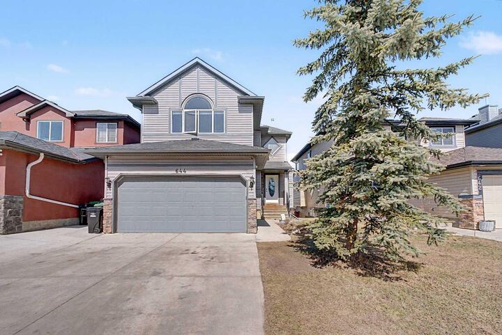 Property Photo: 644 Luxstone Landing SW AB T4B 3L2