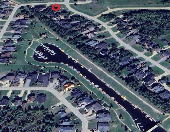 Property Photo: 200 Canal Street AB T4L 2N3