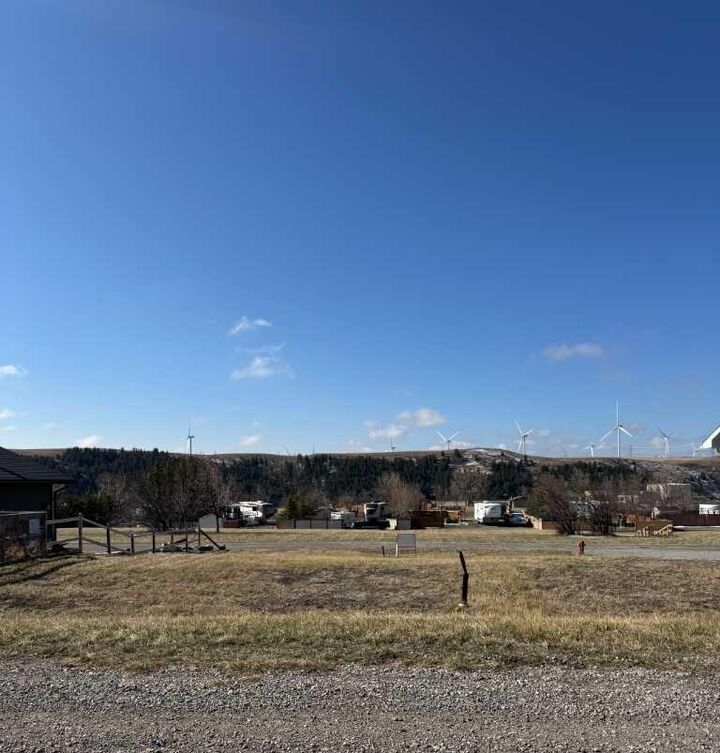 Property Photo: 305 3 Avenue AB T0K 1W0