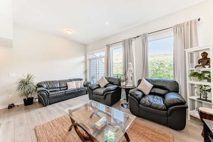 Property Photo: 206 Cranbrook Square SE AB T3M 3E3