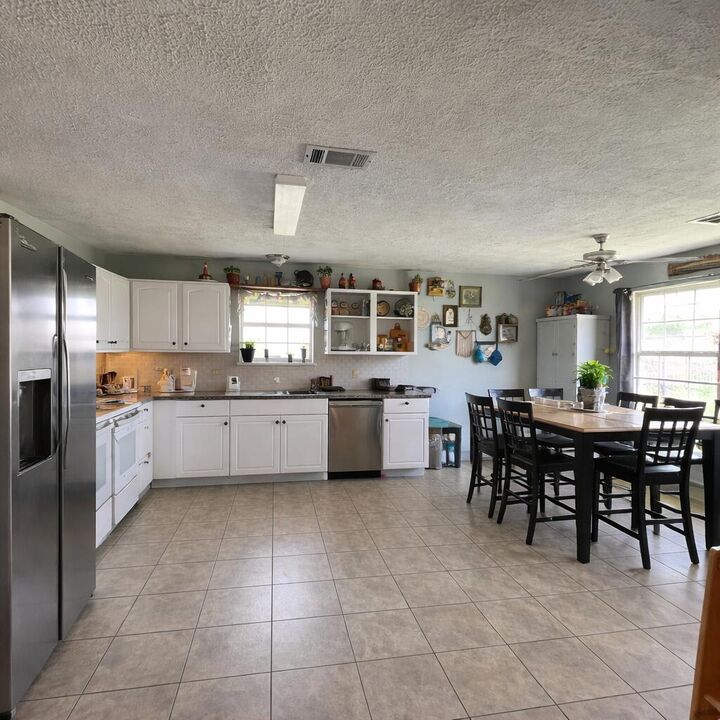 Property Photo:  1809 Brookhaven  LA 70634 