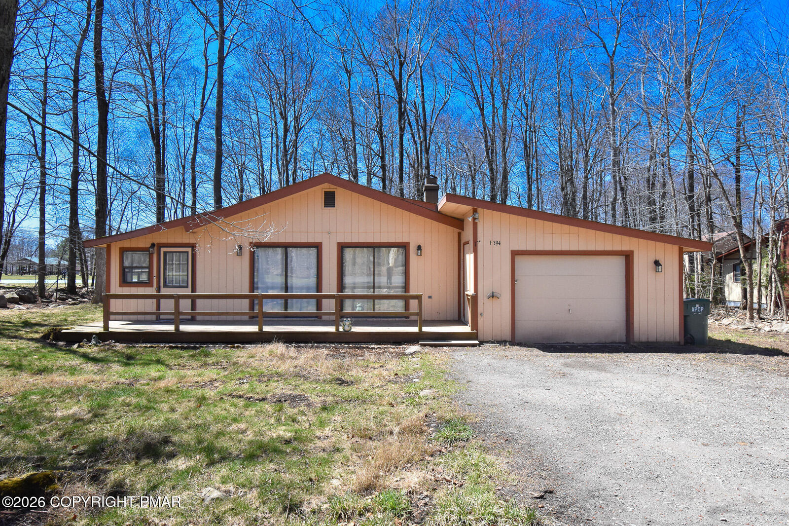 Property Photo:  347 Country Place Drive  PA 18466 