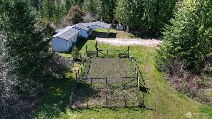 Property Photo:  12833  Squaw Wood Lane SE  WA 98576 