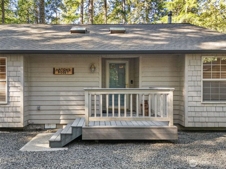 Property Photo: 662 E Portage Road WA 98584