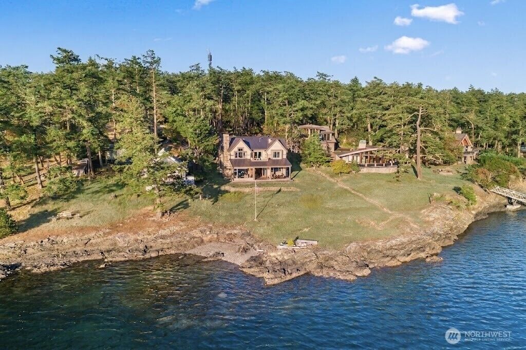 Property Photo:  745  Cape Drive  WA 98250 