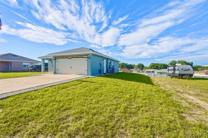 Property Photo:  4447 E Taper Street  FL 34453 