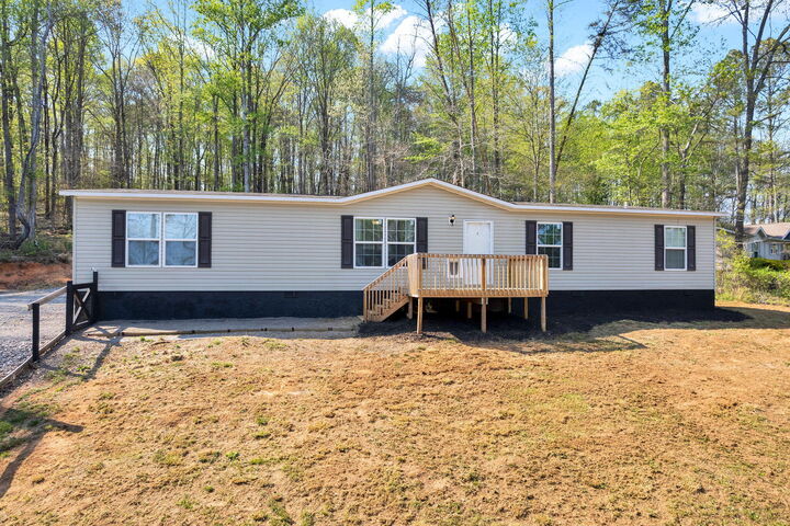 Property Photo:  146 County Road 3  TN 37370 