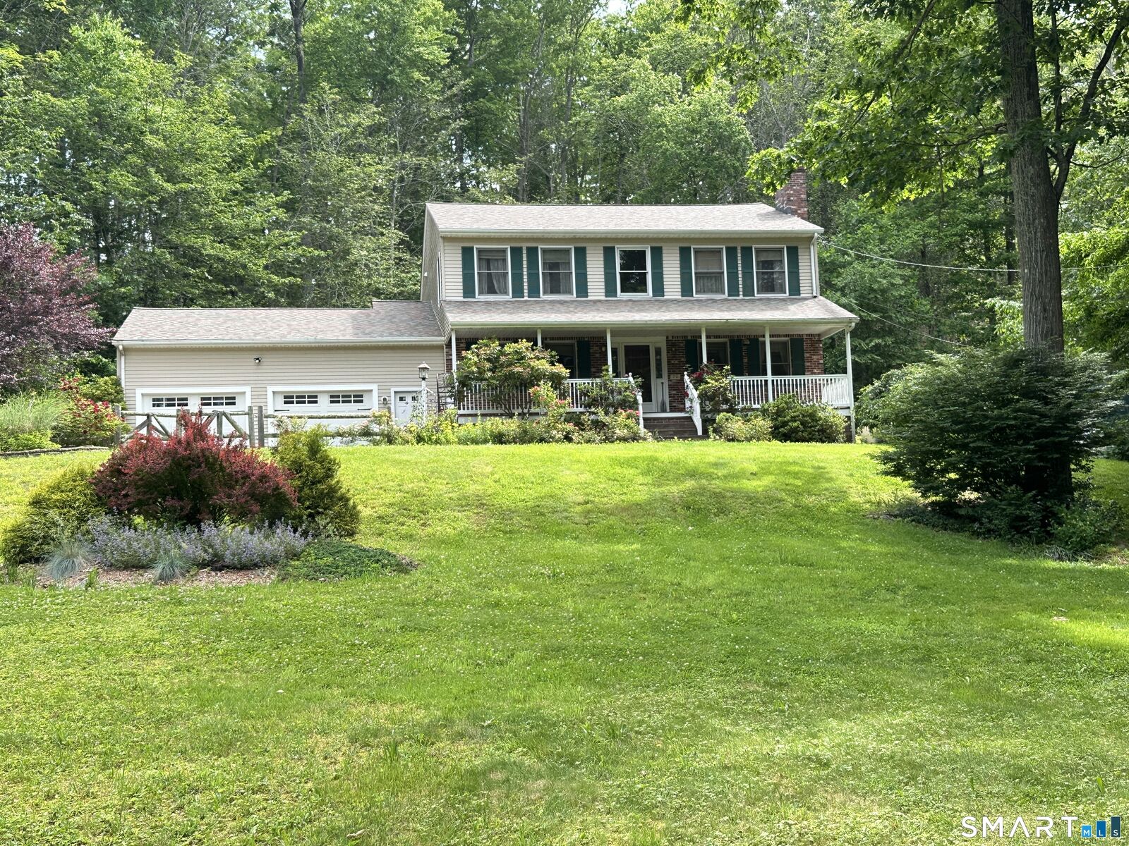 Property Photo:  181 North Chestnut Hill Road  CT 06419 