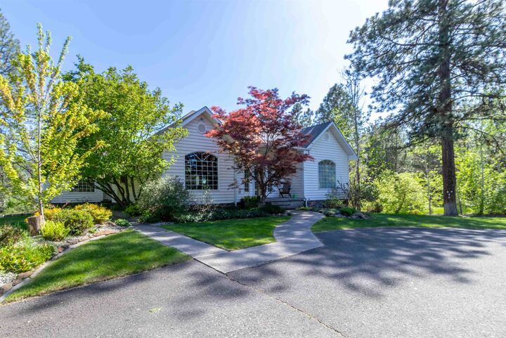 Property Photo:  16303 S Cheney-Spokane Rd  WA 99004 