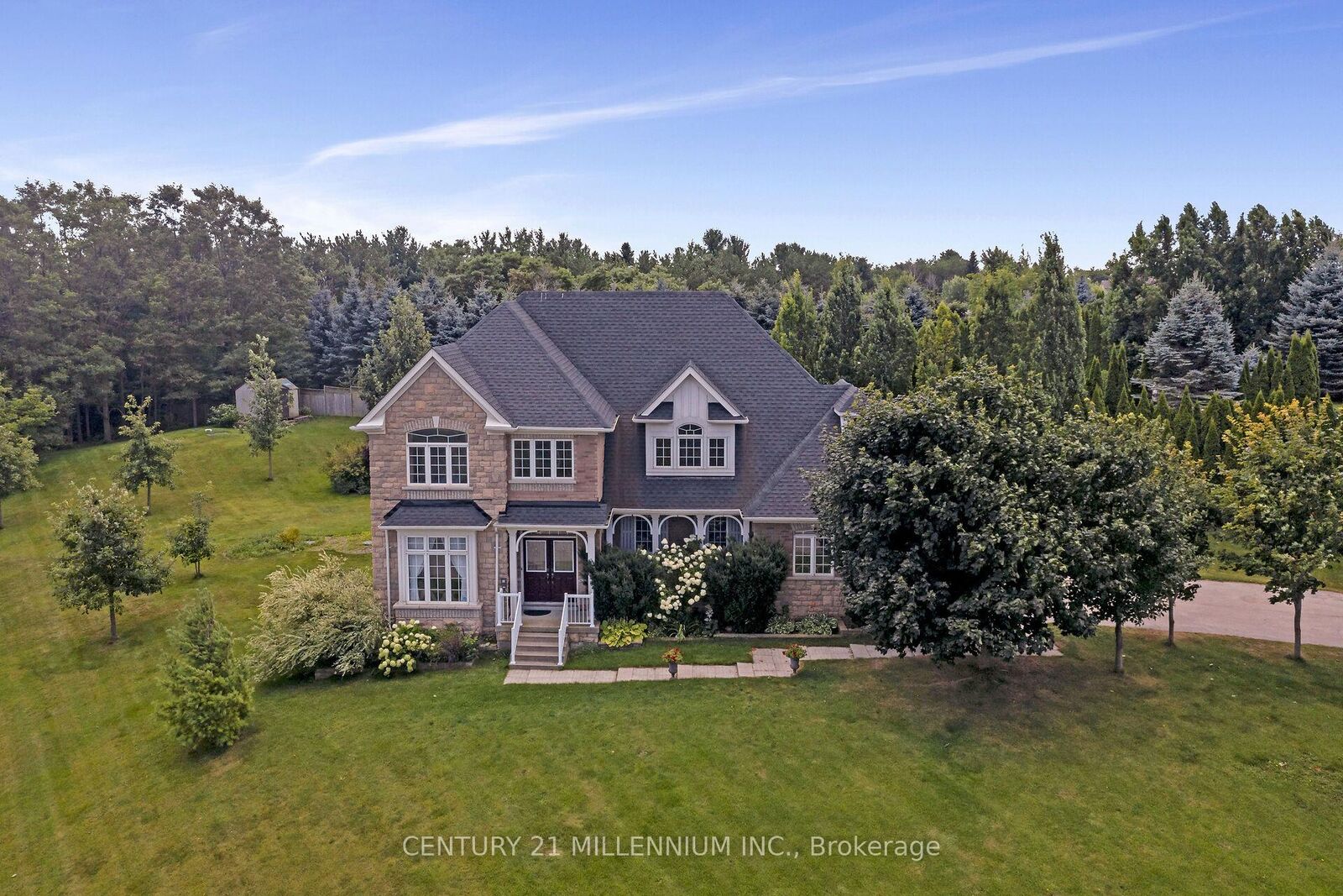 Property Photo:  15 Upper Canada Drive  ON N0B 1Z0 