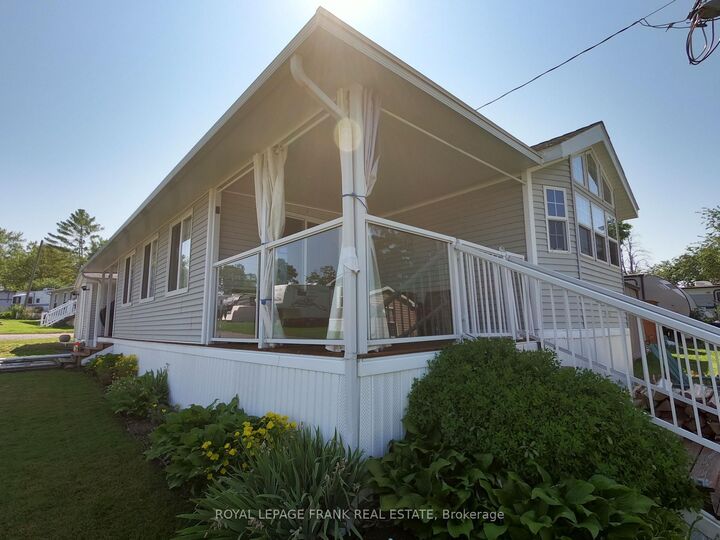 14 Pioneer Drive — photo 1