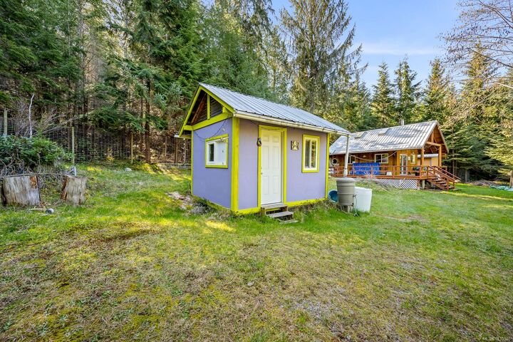 Property Photo: 1632 Carrington Bay Rd BC V0P 1Z0